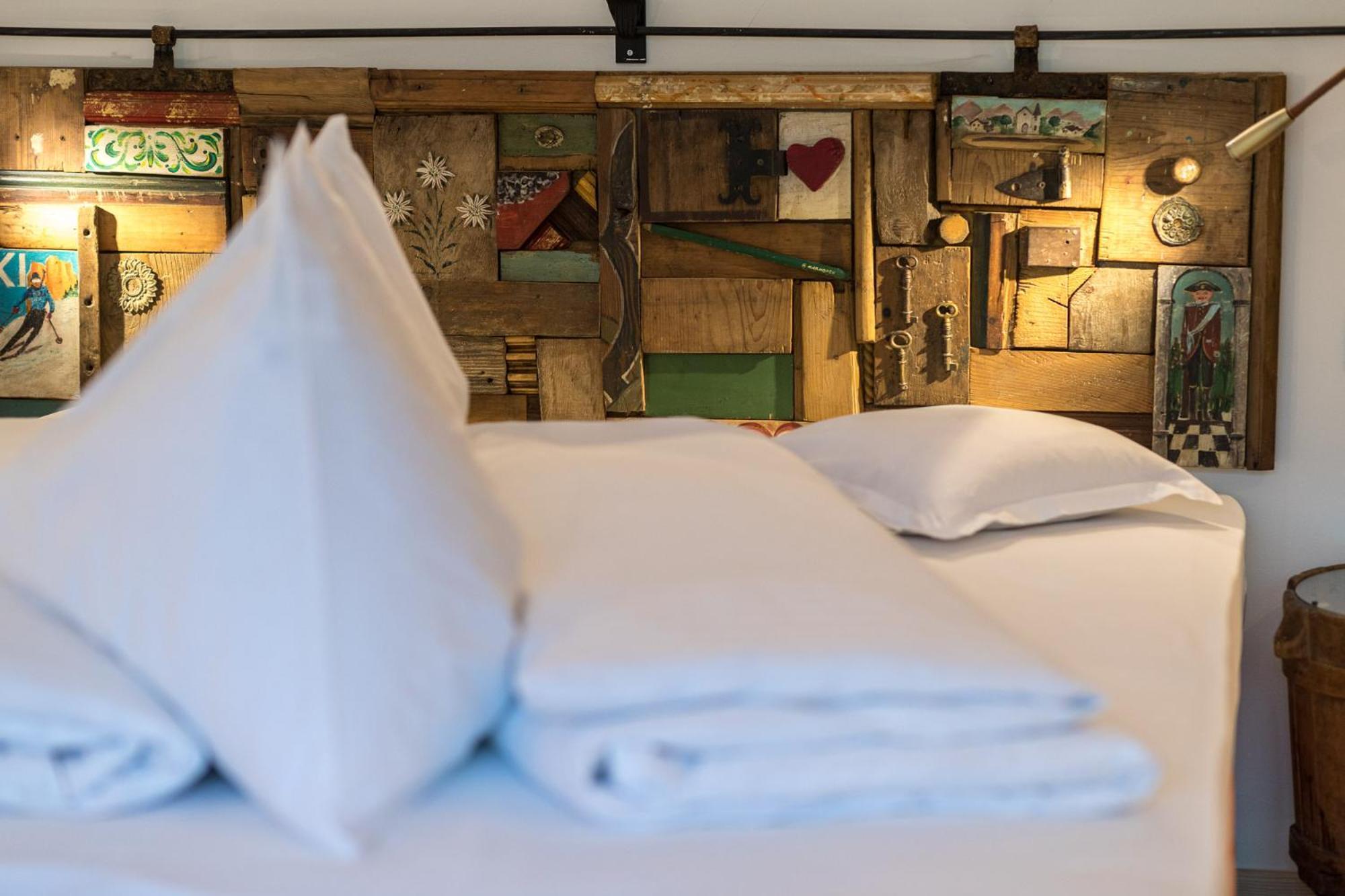 Al Plan, A Mountain Moving Hotel San Vigilio Di Marebbe Ruang foto