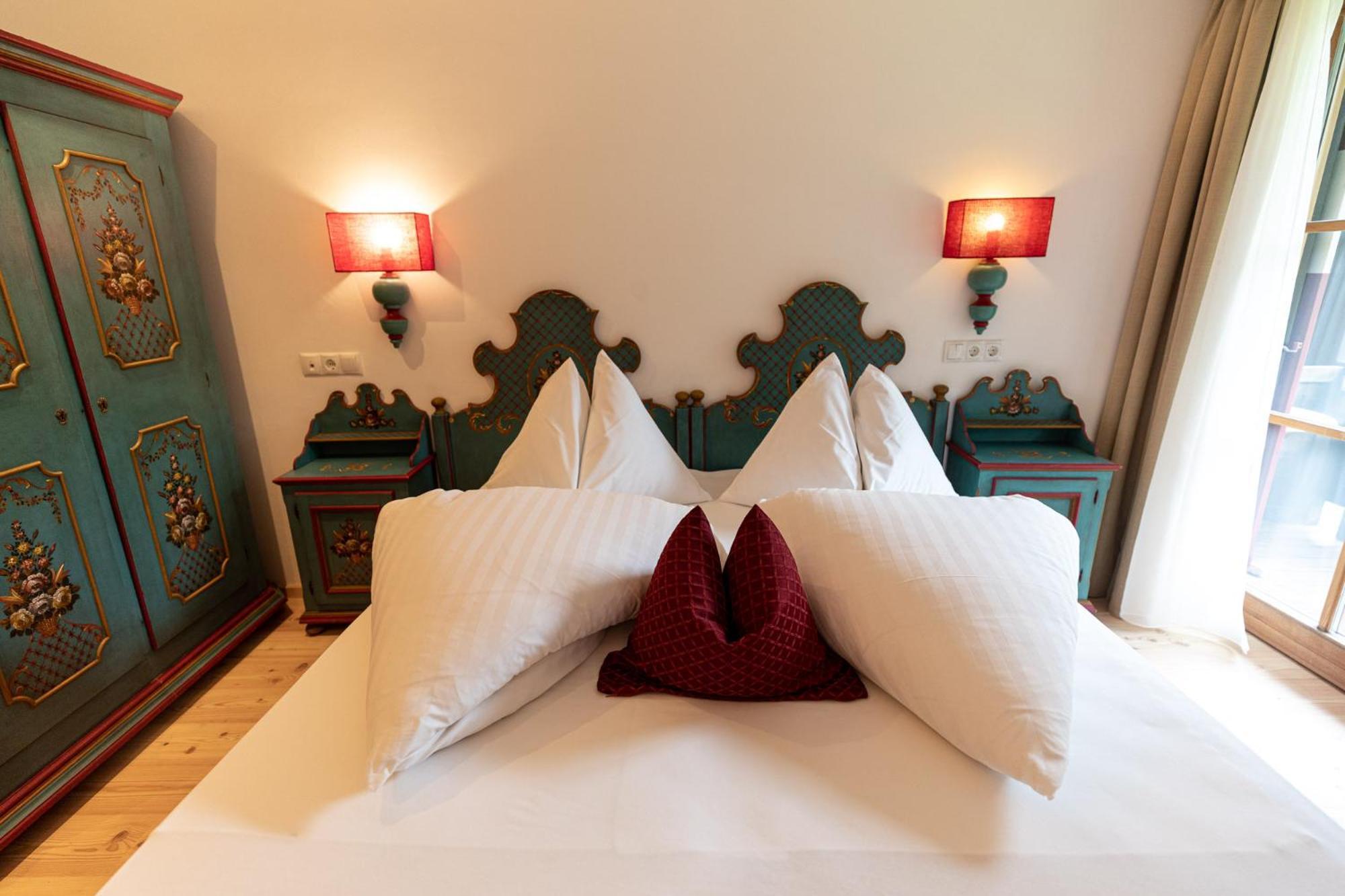 Al Plan, A Mountain Moving Hotel San Vigilio Di Marebbe Ruang foto