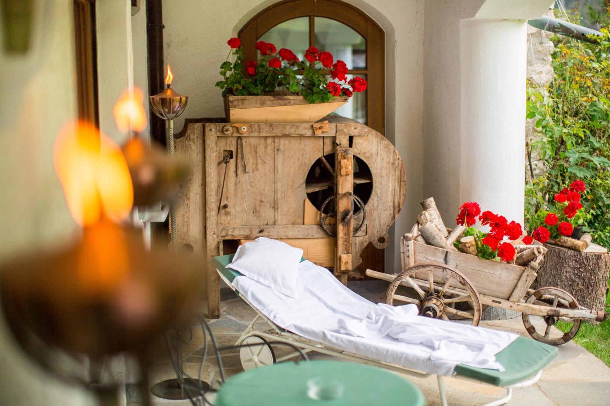 Al Plan, A Mountain Moving Hotel San Vigilio Di Marebbe Bagian luar foto