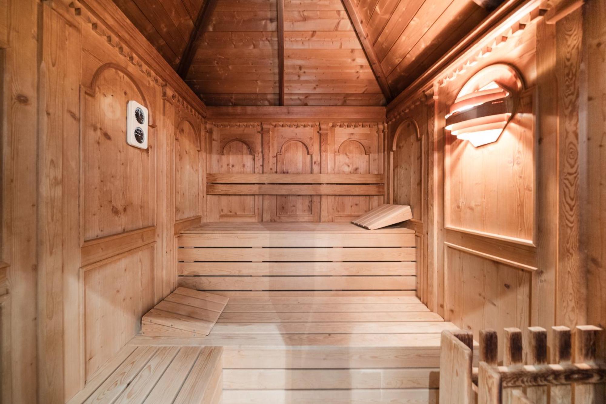 Al Plan, A Mountain Moving Hotel San Vigilio Di Marebbe Bagian luar foto