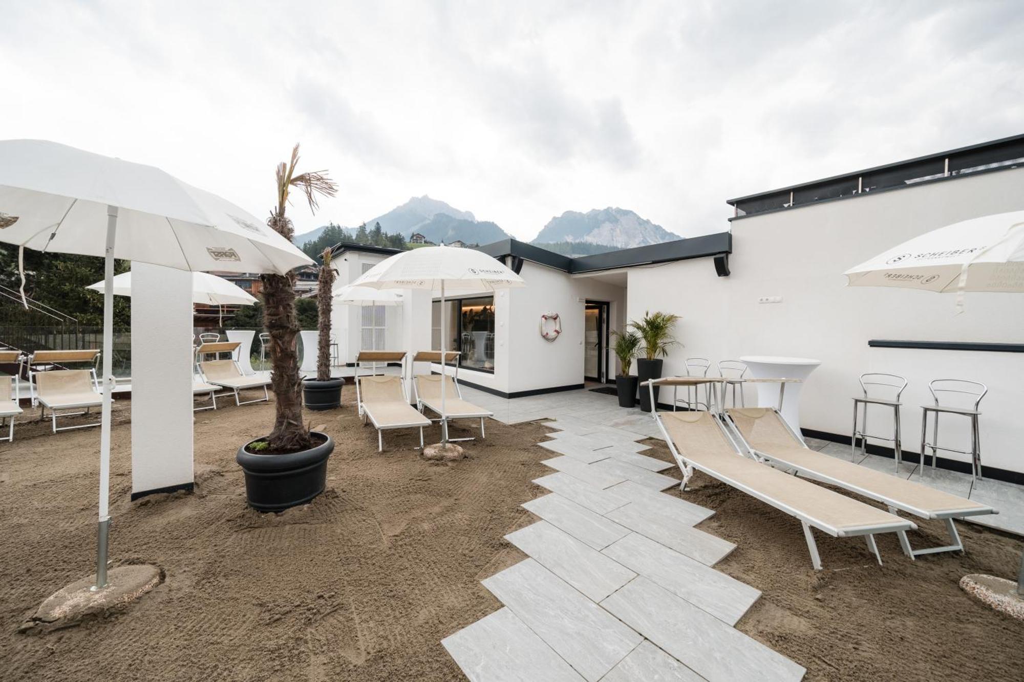 Al Plan, A Mountain Moving Hotel San Vigilio Di Marebbe Bagian luar foto